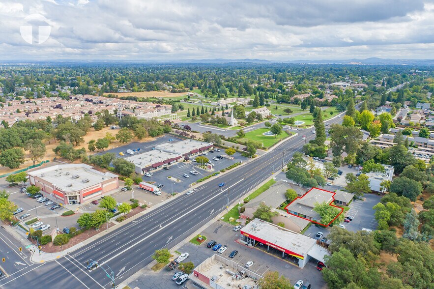 More Photos Of 8146 Greenback Ln, Fair Oaks Office For Lease
