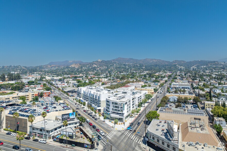 More Photos Of 4531 Hollywood Blvd, Los Angeles Apartments For Lease