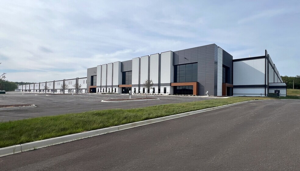 Primary Photo Of 3012 S Preston Hwy, Shepherdsville Distribution For Lease