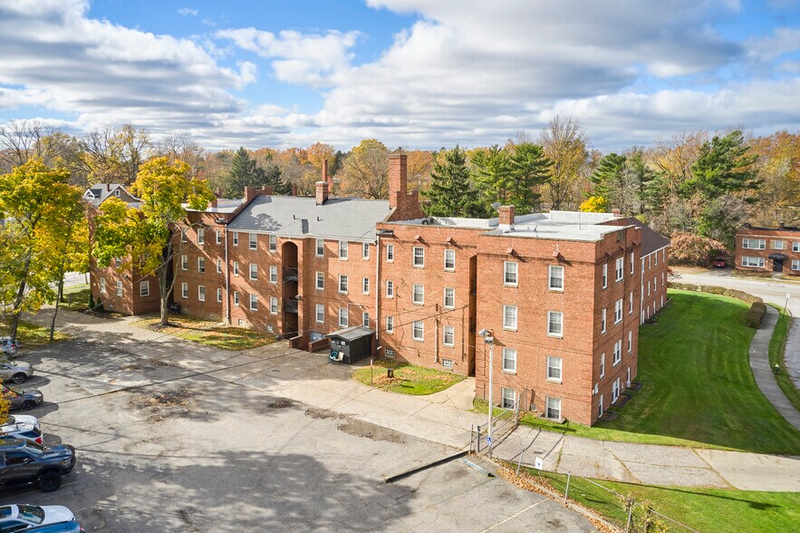 More Photos Of 1581-1589 Coventry Rd, Cleveland Multifamily For Sale