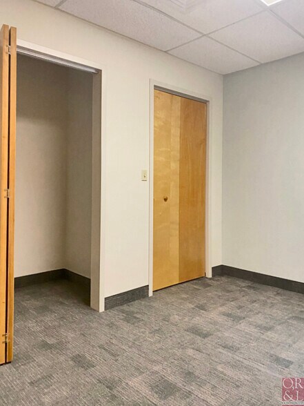 More Photos Of 851 Marshall Phelps Rd, Windsor Medical For Sale