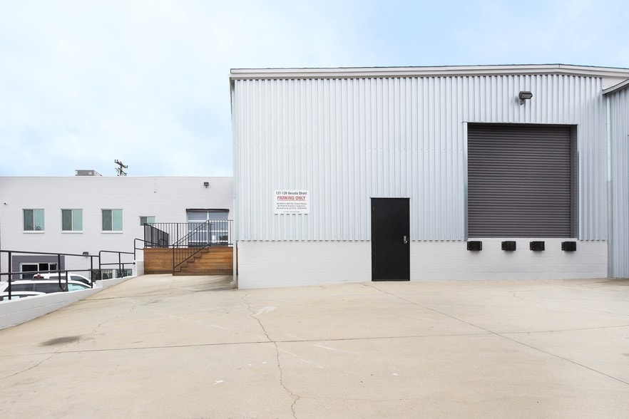 More Photos Of 139 Nevada St, El Segundo Light Manufacturing For Sale