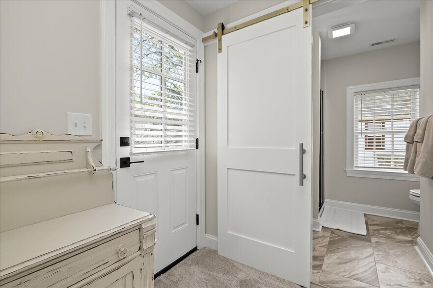 More Photos Of 140 S Washington St, Easton Specialty For Sale