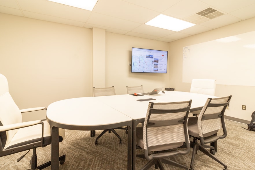 More Photos Of 1023 S Miami Blvd, Durham Warehouse For Sale