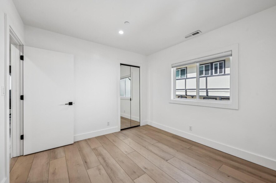 More Photos Of 19 Knoll Ln, Mill Valley Apartments For Sale