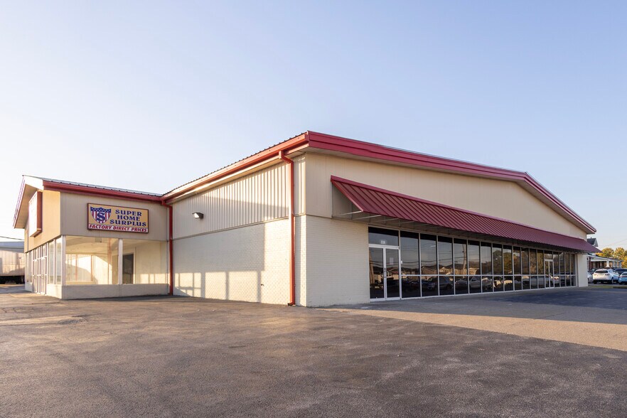 Primary Photo Of 2326 Russellville Rd, Bowling Green Freestanding For Lease