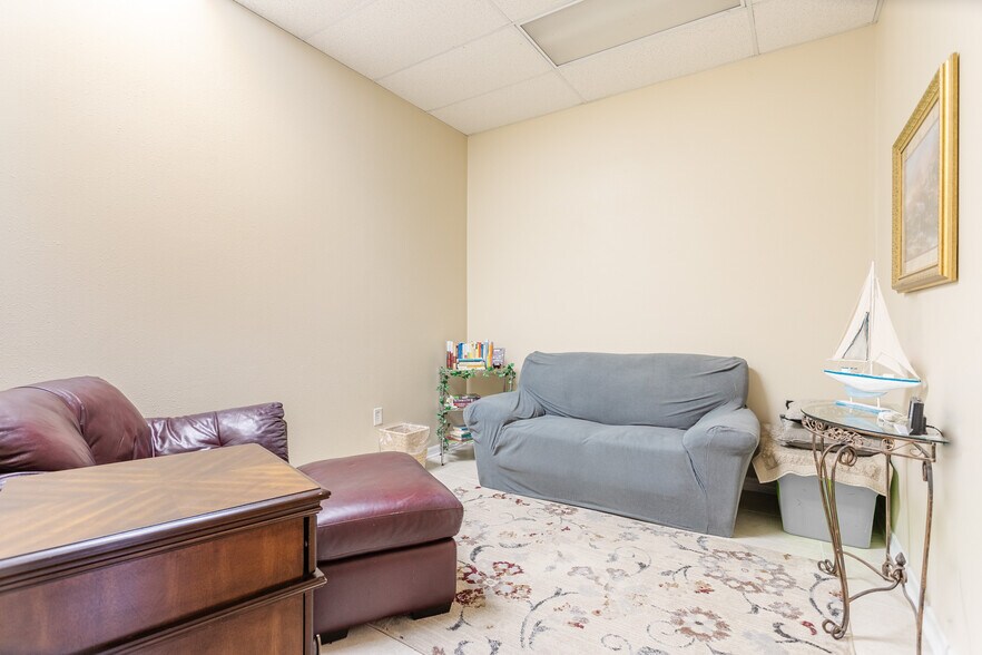 More Photos Of 3710-3740 Curtis Blvd, Port Saint John Medical For Sale
