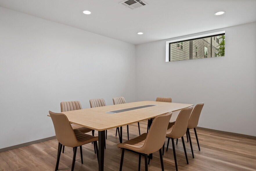 More Photos Of 6909 Grand Blvd, Houston Medical For Lease