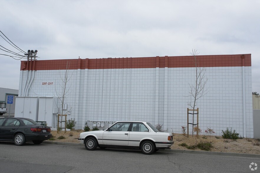 More Photos Of 2297-2317 American Ave, Hayward Warehouse For Sale