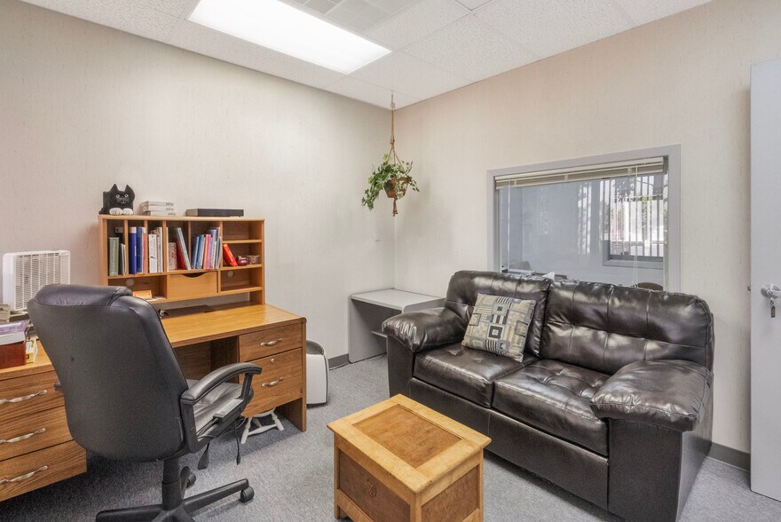 More Photos Of 2 Hartford Dr, Tinton Falls Medical For Sale