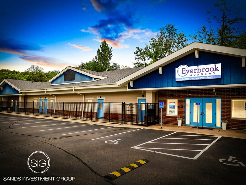 Primary Photo Of 14730 Excelsior Blvd, Minnetonka Schools For Sale