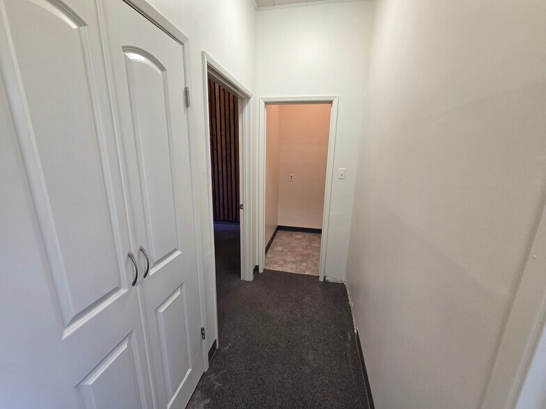 More Photos Of 190 W 25th Ave, San Mateo Storefront Retail Office For Lease