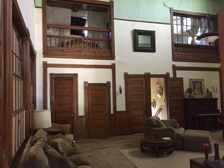 More Photos Of 349 N Monroe St, Lapeer Religious Facility For Sale