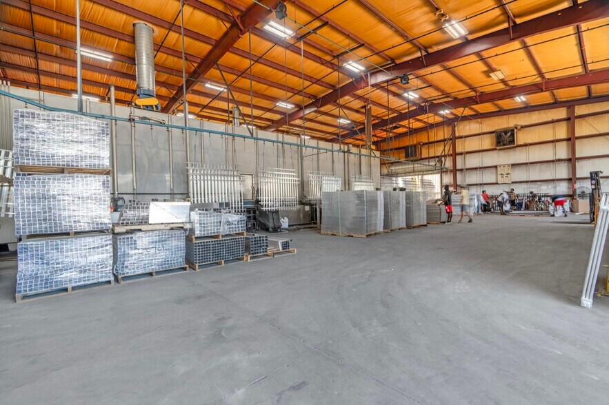 More Photos Of 1118 N Magnolia Ave, Ocala Warehouse For Sale