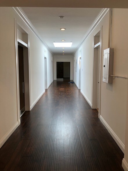 More Photos Of 6503-6515 Hollywood Blvd, Los Angeles Storefront Retail Office For Sale