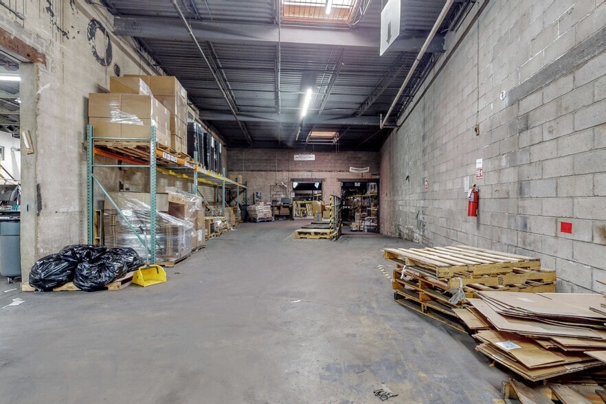 More Photos Of 201 2nd St, Perth Amboy Warehouse For Sale