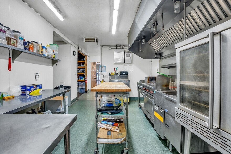 More Photos Of 45 Visitacion Ave, Brisbane Freestanding For Sale