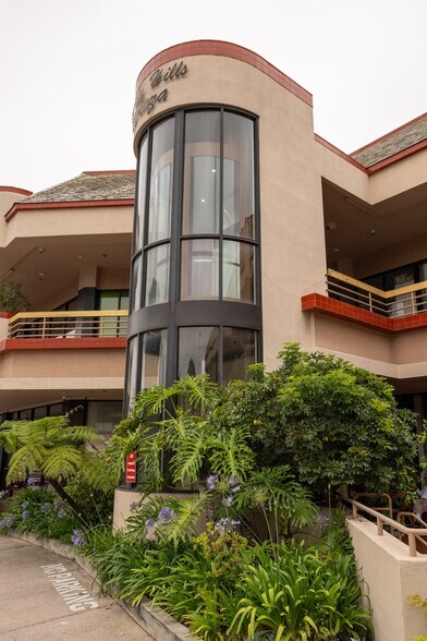 More Photos Of 8950 W Olympic Blvd, Beverly Hills Storefront Retail Office For Sale