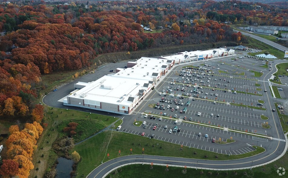 More Photos Of Route 4 and 43, North Greenbush Unknown For Lease