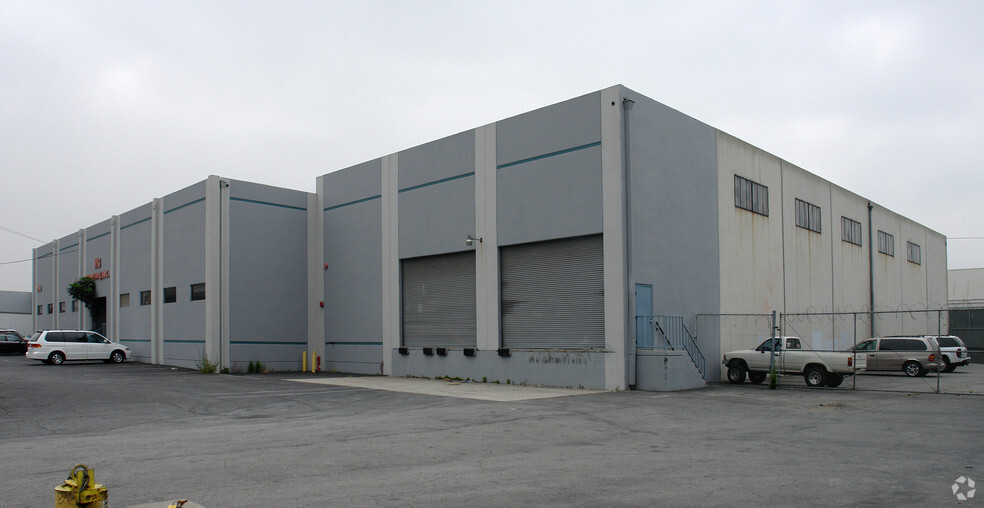 Primary Photo Of 2140 E 51st St, Vernon Warehouse For Lease