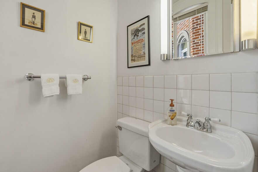 More Photos Of 445 Orange St, New Haven Office For Sale