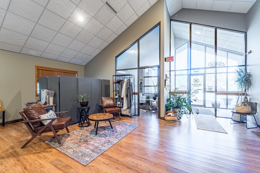 More Photos Of 7505 Stone Ridge Dr, Weston Medical For Sale