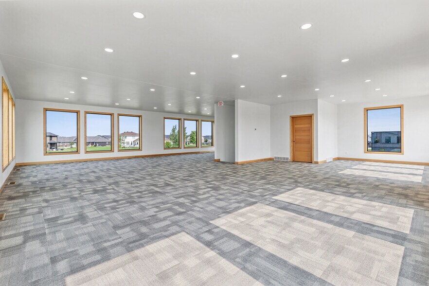 More Photos Of 3344 5th Way E, West Fargo Office For Lease