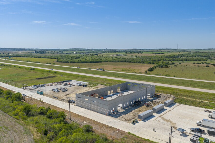 More Photos Of 12522 FM 1625, Creedmoor Warehouse For Sale