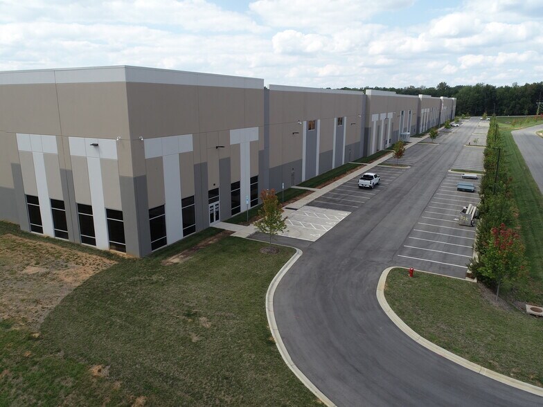 More Photos Of 525 Scalybark Rd, Gastonia Warehouse For Lease