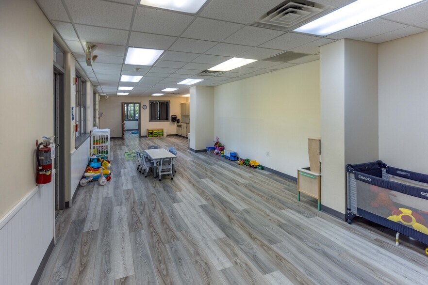 More Photos Of 1100 Stockton St, Jacksonville Religious Facility For Lease