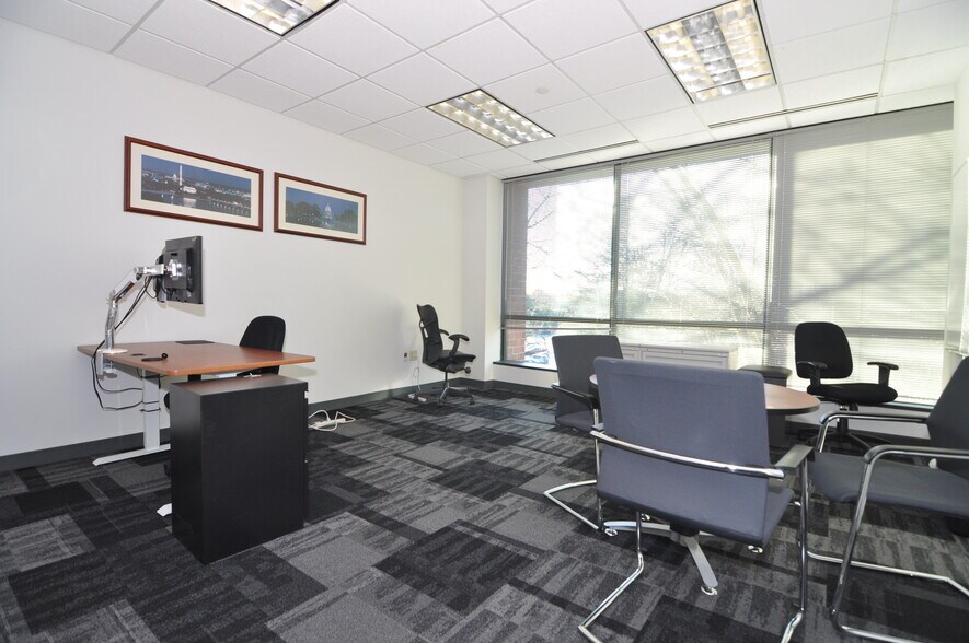 More Photos Of 1892 Preston White Dr, Reston Medical For Lease