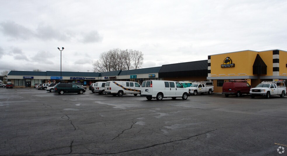 Primary Photo Of 4351-4355 24th Ave, Fort Gratiot Freestanding For Lease