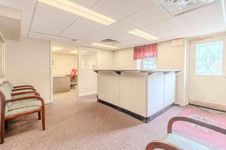 More Photos Of 2703 Mosside Blvd, Monroeville Medical For Sale