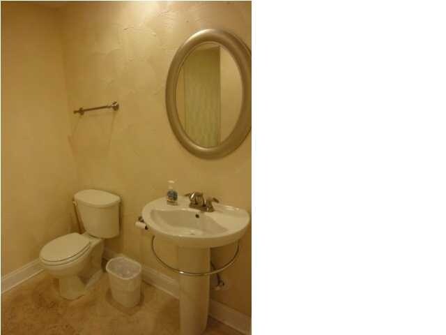 More Photos Of 225 Main St, Destin Office Residential For Lease