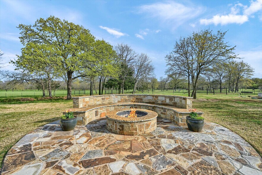 More Photos Of 8301 Stephens Ranch Rd, Pilot Point Land For Sale