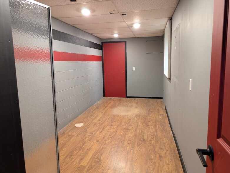 More Photos Of 235 MacKay Cres, Wood Buffalo Warehouse For Lease