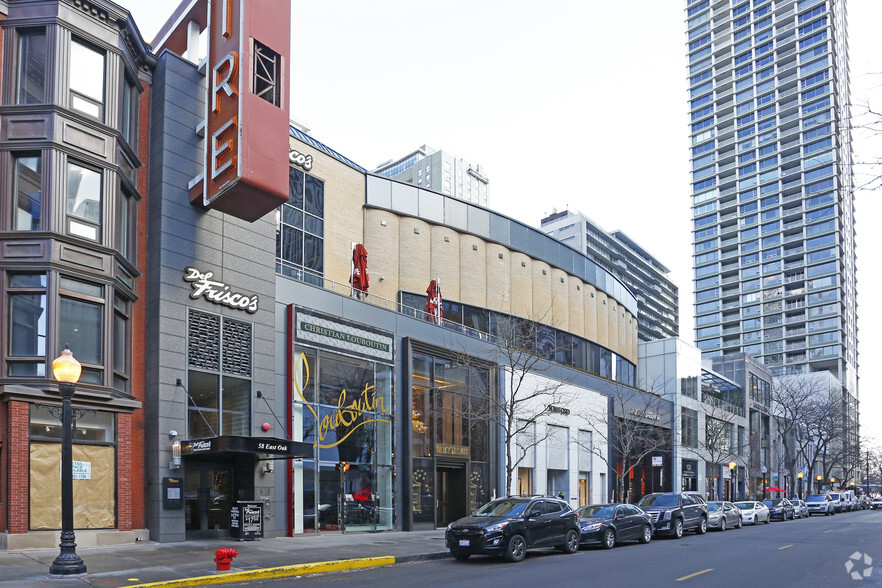 Primary Photo Of 58-104 E Oak St, Chicago Storefront For Lease