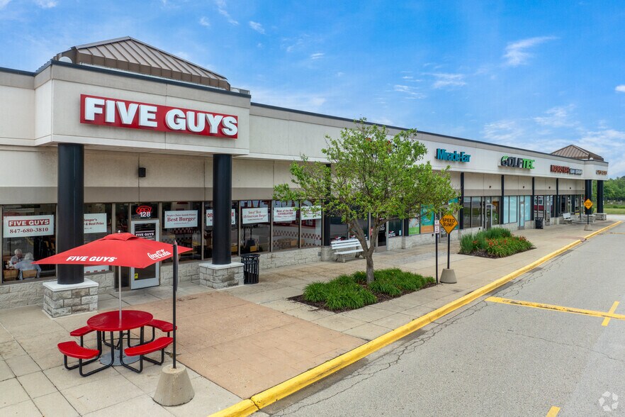 More Photos Of 701 N Milwaukee Ave, Vernon Hills Unknown For Lease