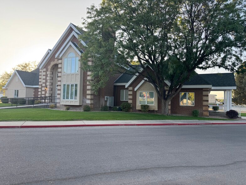 More Photos Of 97 Professional Way, Payson Office For Sale