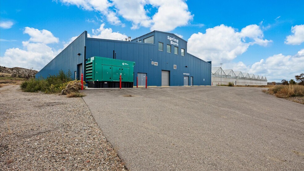 More Photos Of 584 County Road 331, Silt Distribution For Sale