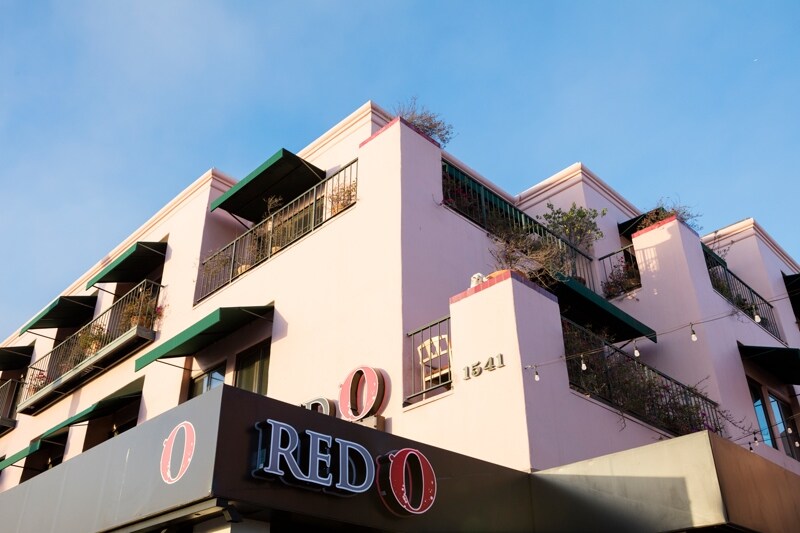 More Photos Of 1541-1551 Ocean Ave, Santa Monica Apartments For Lease