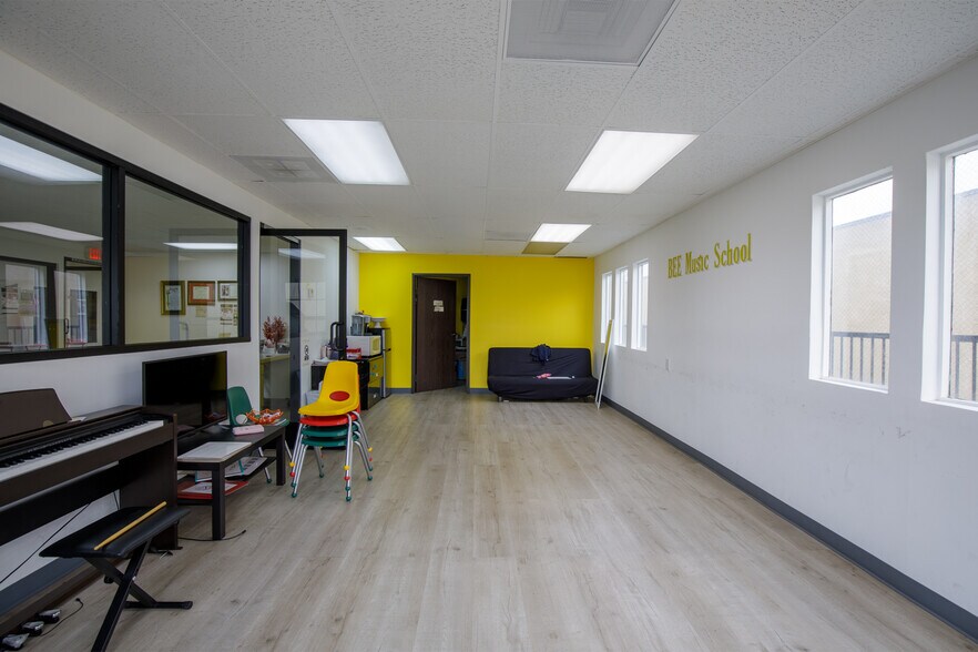 More Photos Of 8311 Westminster Blvd, Westminster Medical For Lease