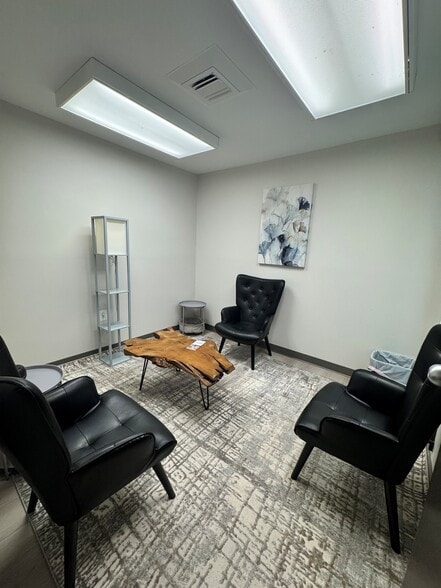 More Photos Of 130 Dillon Dr, Spartanburg Medical For Lease