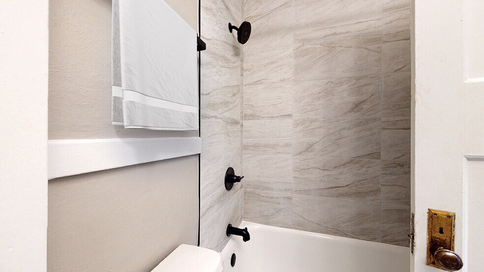 More Photos Of 900 E 12th Ave, Denver Apartments For Sale