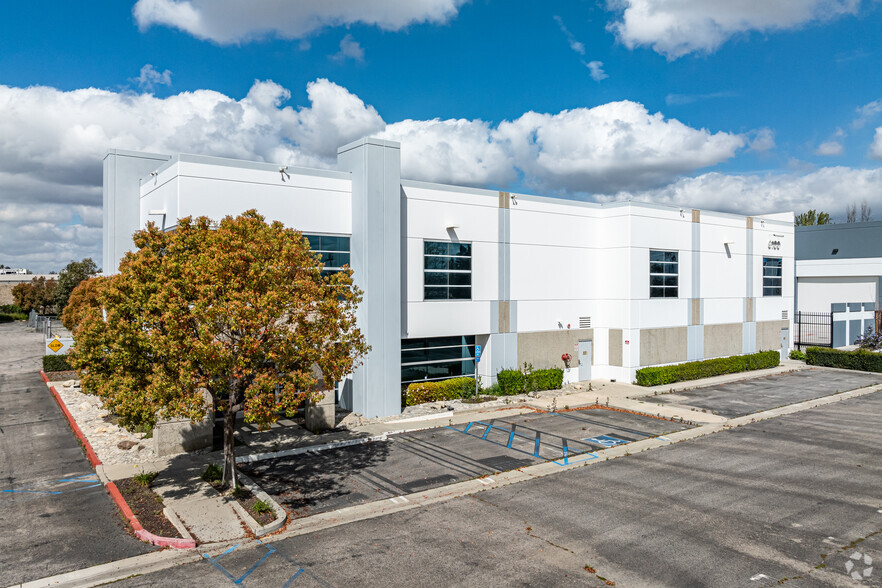 Primary Photo Of 9160 Hyssop Dr, Rancho Cucamonga Warehouse For Lease