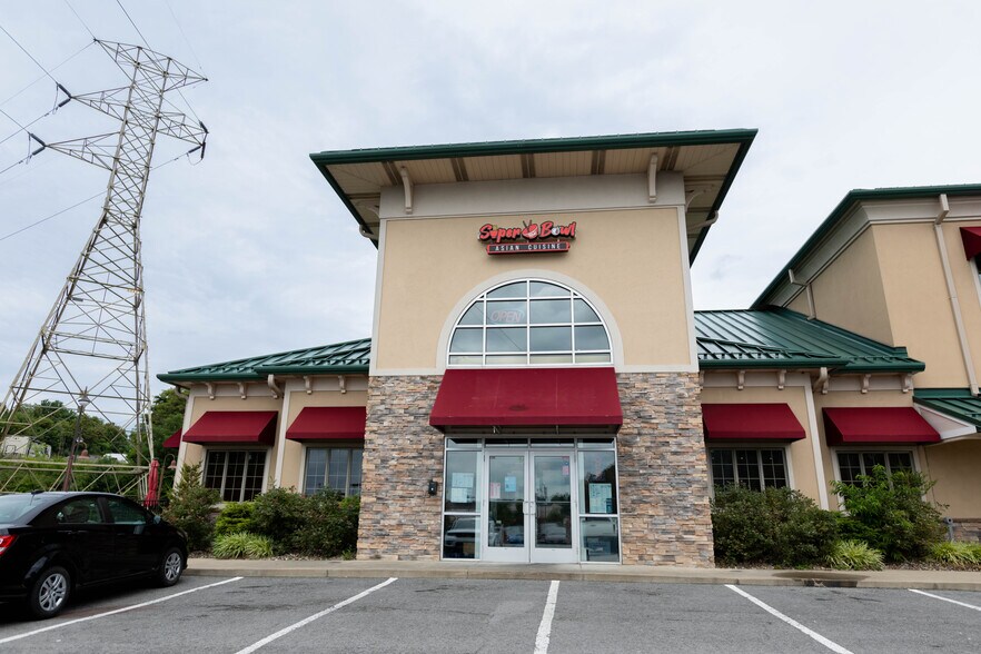 More Photos Of 5000-6000 Mid Atlantic Dr, Morgantown Storefront Retail Office For Lease