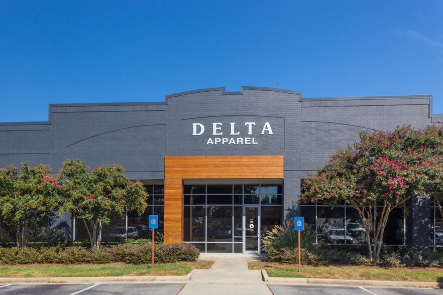 More Photos Of 6700 Sugarloaf Pky, Duluth Unknown For Lease