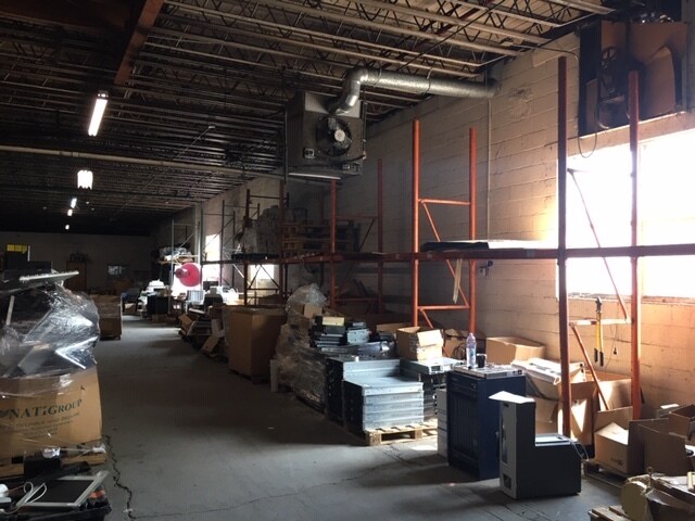 More Photos Of 10 Dell Glen Ave, Lodi Manufacturing For Lease