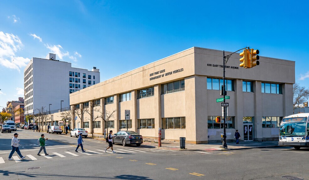 Primary Photo Of 696 E Fordham Rd, Bronx Office For Lease