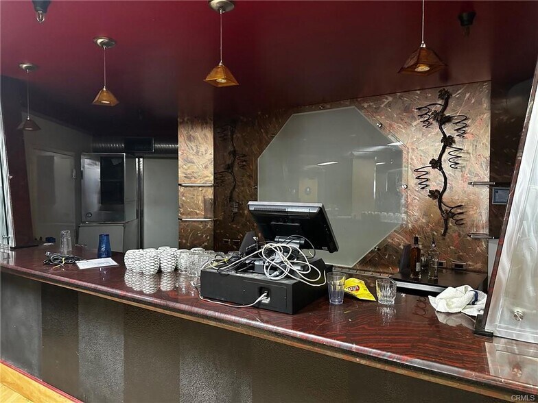 More Photos Of 200 Wall St, Chico Bar For Sale